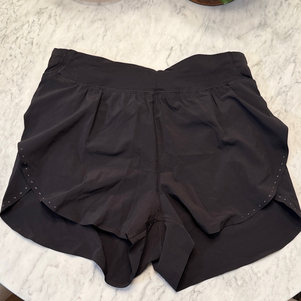 Lululemon Shorts Size 6